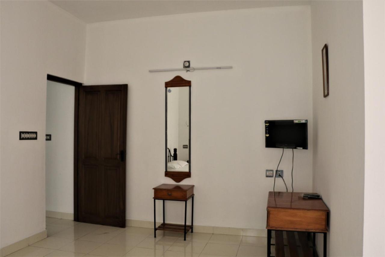 Hotel East Coast Thiruvananthapuram Exteriér fotografie